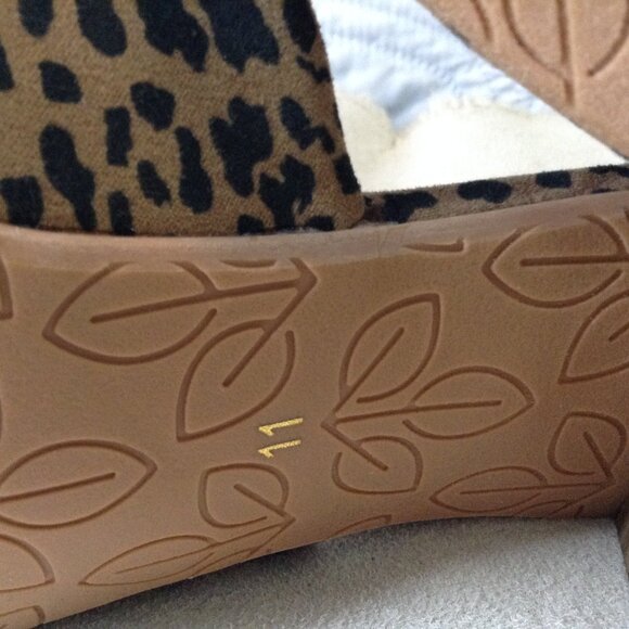 NWOT Melrose Ave; LA Vegan Spotted Print Slides, "11", Bohemian Chic, Comfort - Picture 6 of 6